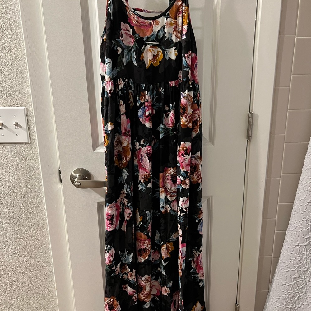 Floral tiered maxi dress
